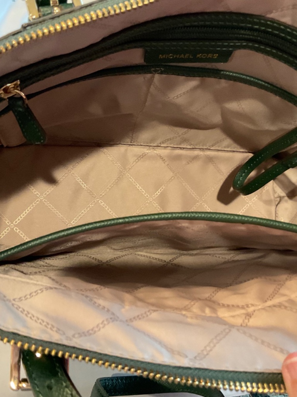 Michael Kors Jetset Moss Green Saffiano leather tote - Picture 7 of 8